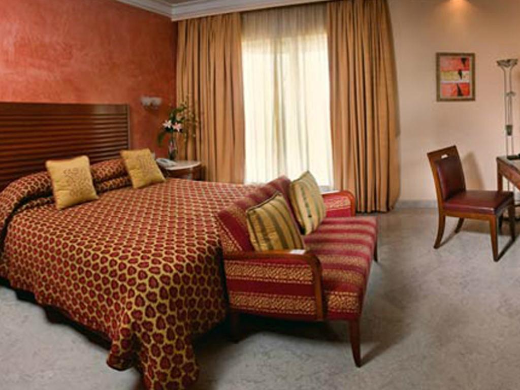 孟买拉利特酒店 外观 照片 A room at the hotel